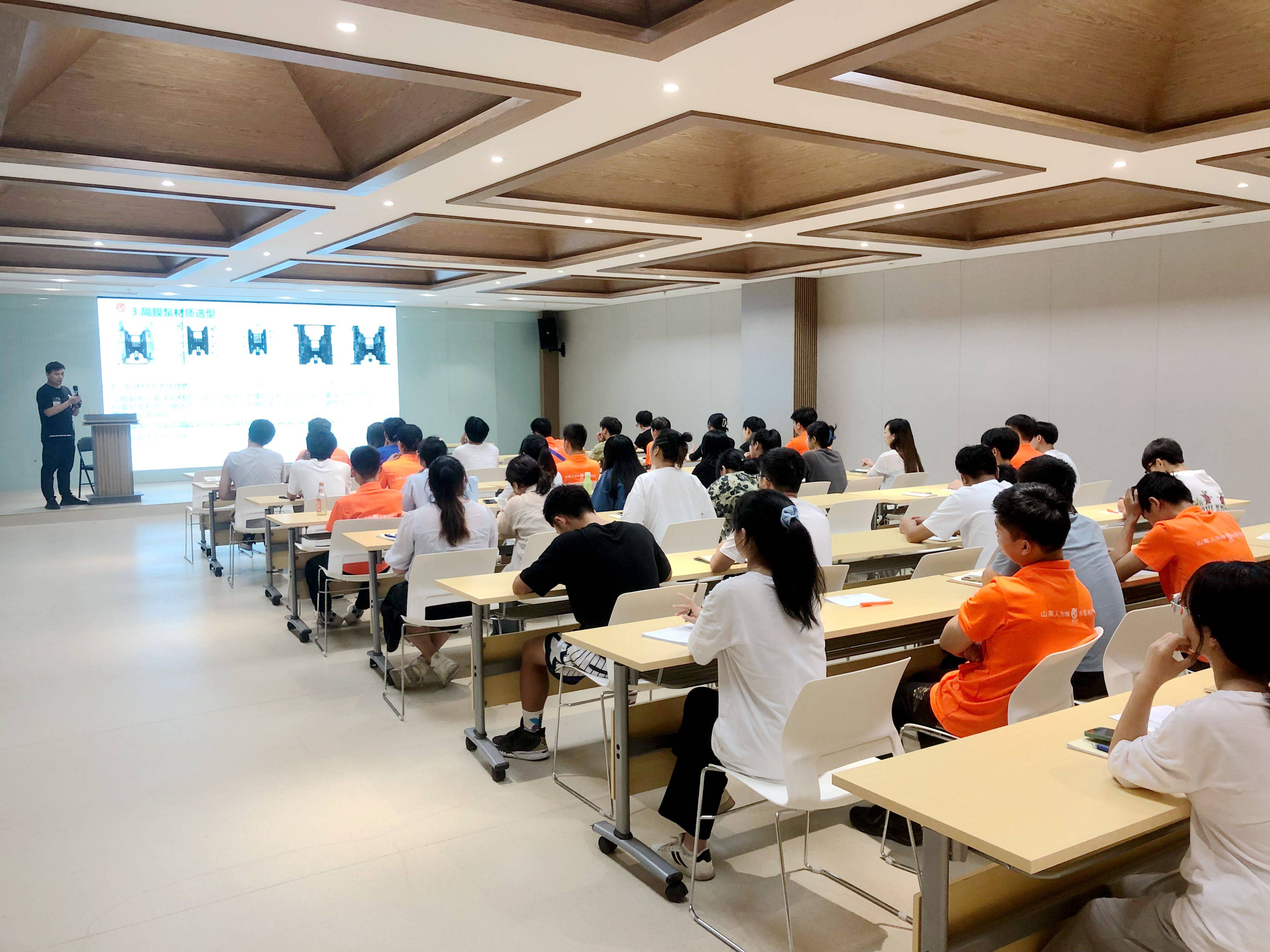 7bd6517c28bc5580_80_2 7bd6517c28bc5580_80_2