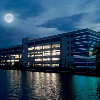 邊鋒集團祝全體新老客戶中秋佳節(jié)快樂！