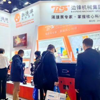 直擊北京水展現(xiàn)場，看邊鋒精彩瞬間！