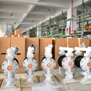 “熱辣滾燙”搶發(fā)展，年后開工生產(chǎn)忙！